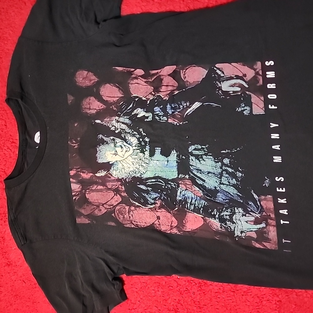 Pennywise shirt